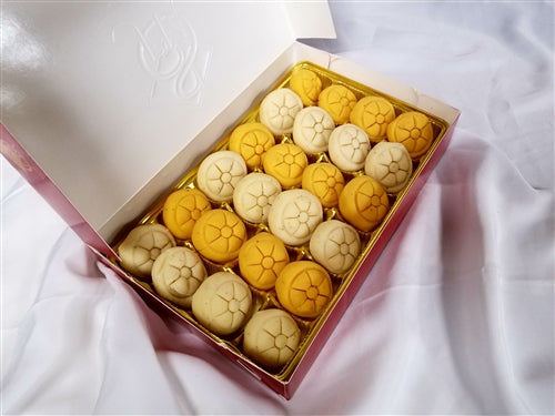 Diwali Special 24 Pc Sweets Box with Diya Set