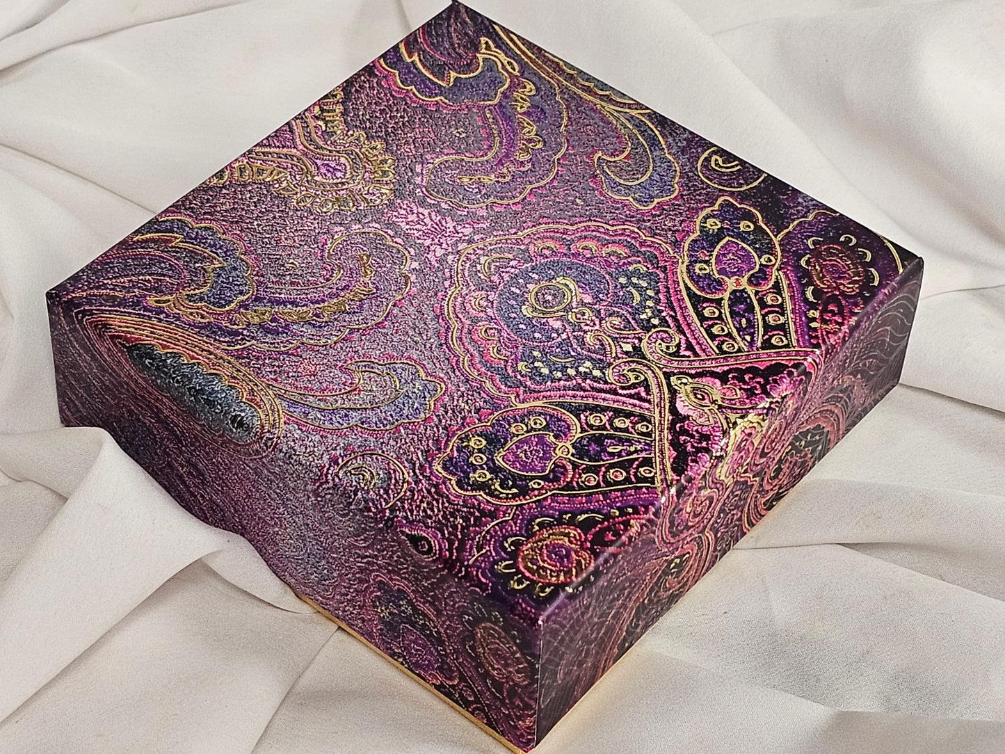 1/2lb Purple Paisley Mix Sweets Gift Box