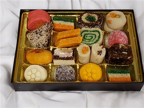 1lb Silver Mix Sweets Gift Box