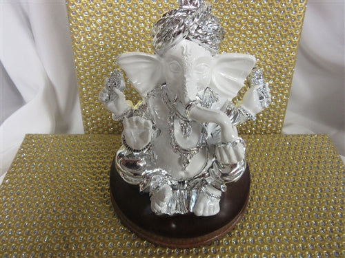 White & Silver Ganesh Murti