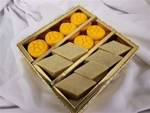 Rakhi 1lb Kaju Katri - Penda Combo Golden Jewel Cloth Gift Box