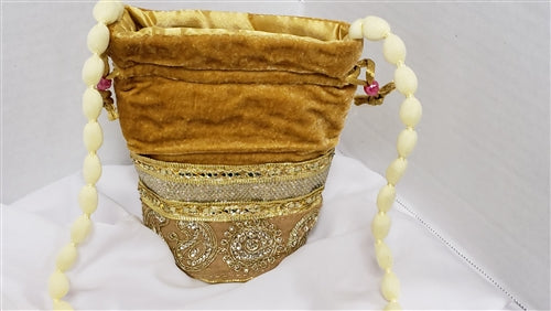 Gold Gift Pouch Half Pound Snack