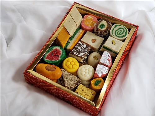 Diwali Special Red Bandini 2lb Mix Sweets/Diya Set