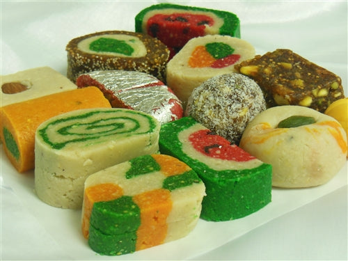 Diwali Special Gold Box - Pouch & Sweets