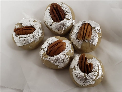 Pecan Kaju Roll