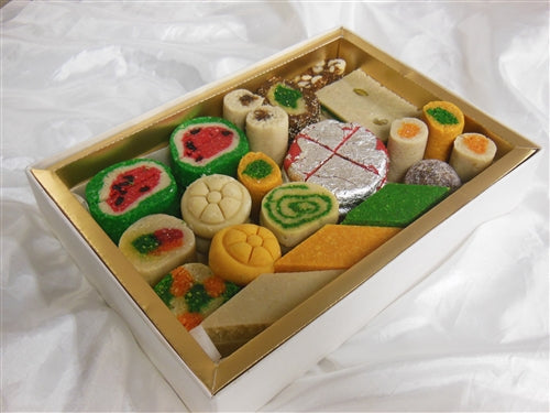 2LB Red & Yellow Diya Mix Sweets Gift Box