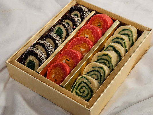 1lb Mix Kaju & Pista Rolls - Brown & Gold Gift Box